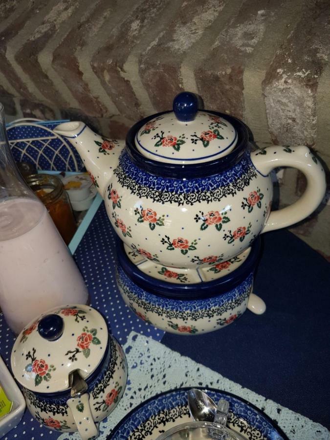 Bed And Breakfast Piekoo Belloo Weert Eksteriør bilde